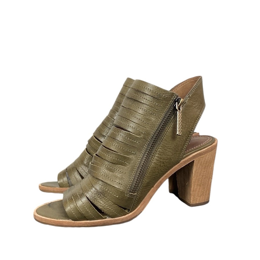Donald Pliner green leather strappy heeled shoes